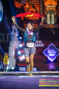 BIB: 8294
                            <button type="button" onclick="openModal(22646331)" class="btn btn-primary btn-sm float-right btn-popup" data-toggle="modal" data-target=".modal-high-quality">
                        <i class="fas fa-shopping-cart"></i> Add to Cart
                    </button>
                                            <button type="button" onclick="isThisMe(22646331, true)" class="btn btn-success btn-sm float-right btn-popup btn-isme hidden" data-toggle="tooltip" data-placement="bottom" title="นี่คือรูปของคุณใช่ไหม คลิกที่นี่เพื่อเอาเข้าอัลบั้ม">
                        <i class="fas fa-plus"></i> Add to album
                    </button>
                    <button type="button" onclick="isThisMe(22646331, false)" class="btn btn-warning btn-sm float-right btn-popup btn-isnotme hidden">
                        <i class="fas fa-ban"></i> Remove from album
                    </button>